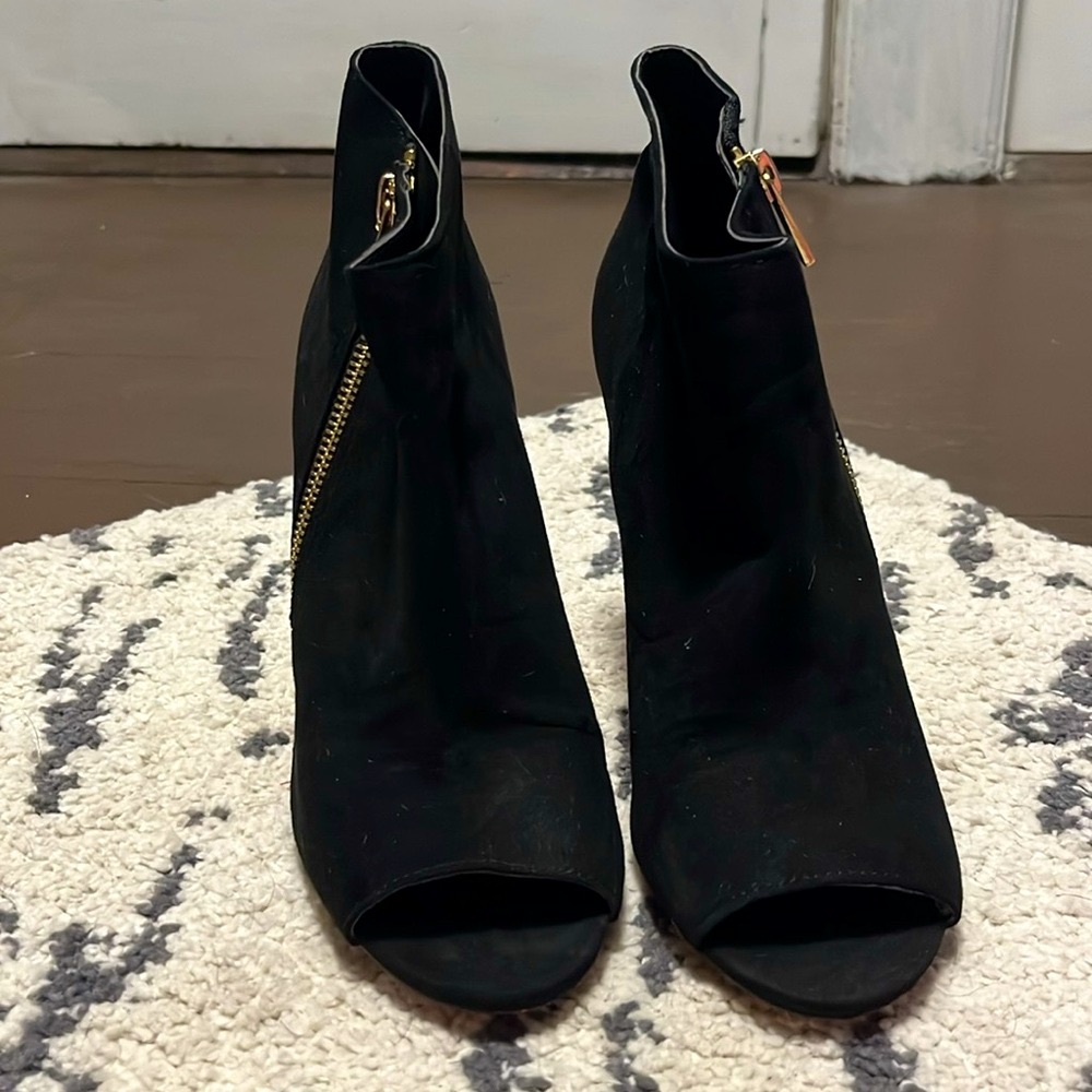 Open toe heel booties